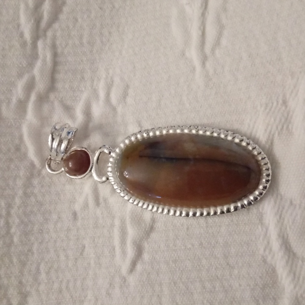 Vintage Silvertone Setting With Natural Jasper Stone Pendant